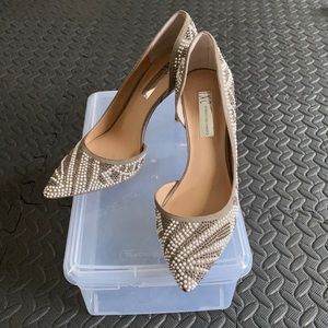 Beaded INC closed toe heels - size 7
